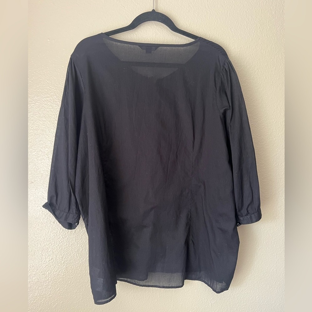 LANDSโ END Top 2 for $22 โ๏ธ - Picture 5 of 5